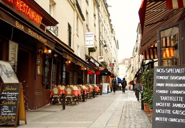 800px-Rue_Mouffetard,_Paris